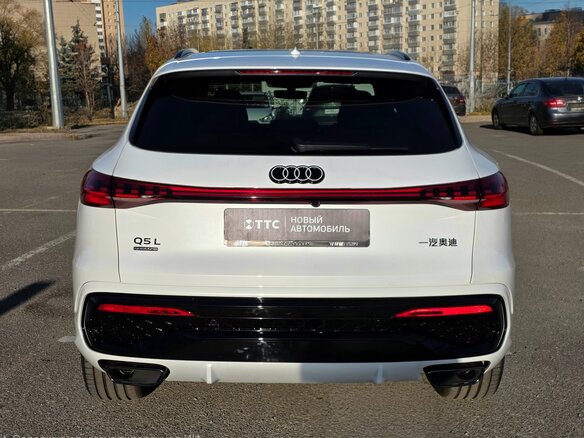 2026 Audi Q5 L III (GU), белый, 6600000 рублей - вид 6
