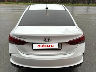 2020 Hyundai Solaris II Рестайлинг, белый, 1725000 рублей, вид 5