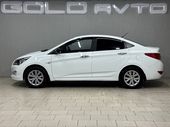 2014 Hyundai Solaris I Рестайлинг, белый, 650000 рублей - вид 7