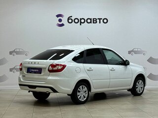 2025 Lada (ВАЗ) Granta I Рестайлинг, белый, 935000 рублей, вид 4