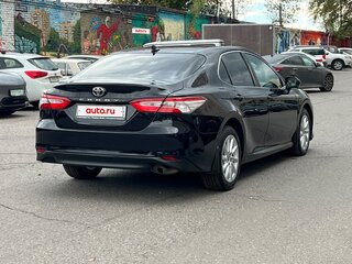 2021 Toyota Camry VIII (XV70) Рестайлинг, чёрный, 1900000 рублей, вид 5