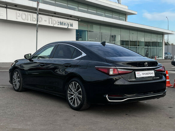 2019 Lexus ES 250 VII, чёрный, 3890000 рублей - вид 6