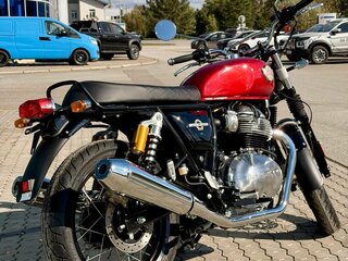 2026 Royal Enfield Interceptor 650, красный, 689000 рублей, вид 3