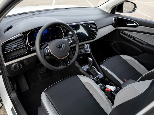 2023 Jetta VS7 I Рестайлинг 1, белый, 2395000 рублей - вид 12