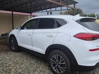 2019 Hyundai Tucson III Рестайлинг, белый, 2400000 рублей, вид 4