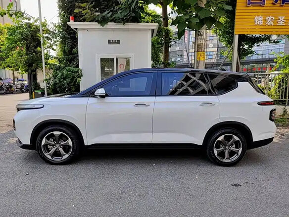 2021 Baojun RM-5, белый, 1280000 рублей - вид 2