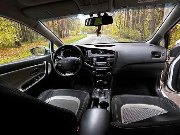 2013 Kia Ceed II, белый, 795000 рублей - вид 5
