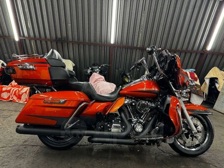 2018 Harley-Davidson Electra Glide, оранжевый, 1880000 рублей, вид 3