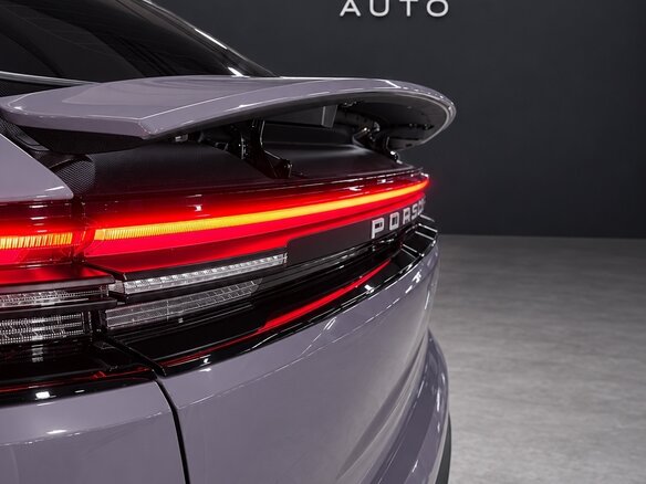 2025 Porsche Macan 4 II, пурпурный, 15000000 рублей - вид 23