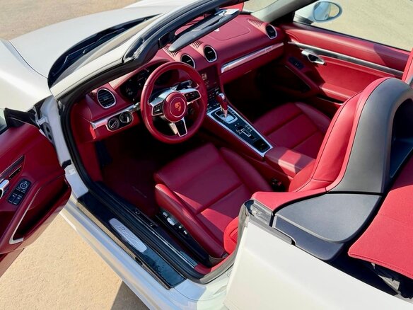 2022 Porsche Boxster IV 718 (982), белый, 7990000 рублей - вид 10