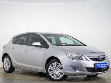 Opel Astra J