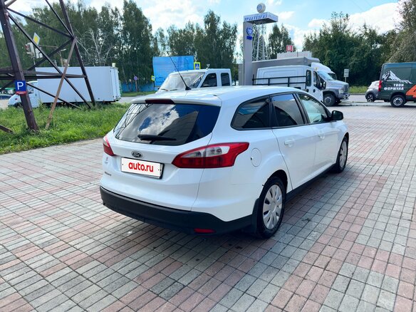 2012 Ford Focus III, белый, 780000 рублей - вид 4