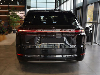2025 Li Auto (Lixiang) L7 52.3 kWh I Рестайлинг, чёрный, 10690000 рублей, вид 4