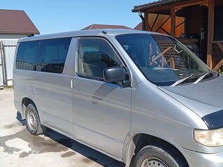 2000 Mazda Bongo Friendee I Рестайлинг, серебристый, 440000 рублей, вид 3