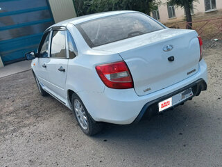 2014 Lada (ВАЗ) Granta I, белый, 300000 рублей, вид 3