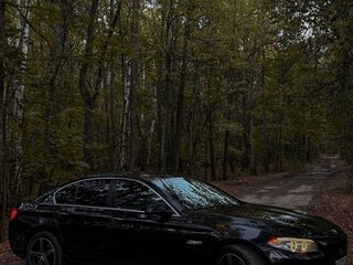 2013 BMW 5 серии 520i VI (F10/F11/F07), чёрный, 1615000 рублей, вид 5