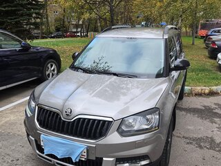 2017 Skoda Yeti I Рестайлинг, бежевый, 1800000 рублей, вид 5