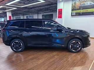 2026 Toyota bZ3X 58.3 kWh, чёрный, 2830708 рублей, вид 3