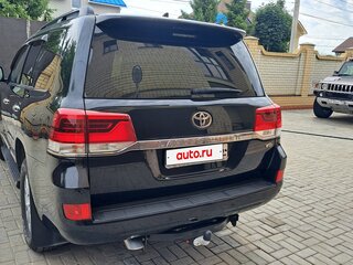 2016 Toyota Land Cruiser 200 Series Рестайлинг 2, чёрный, 6650000 рублей, вид 3