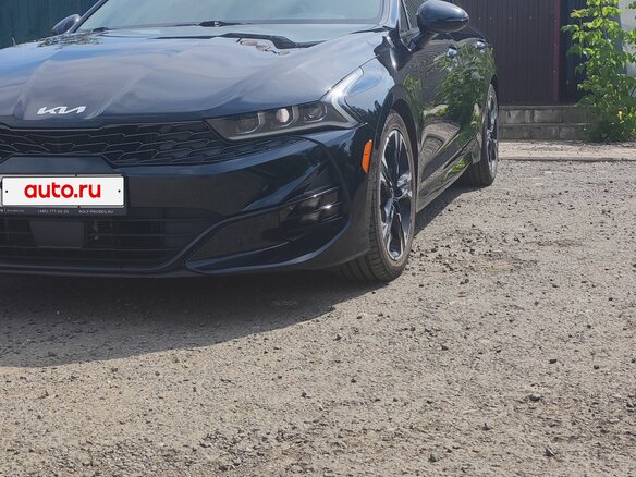 2021 Kia K5 III, чёрный, 2350000 рублей - вид 1