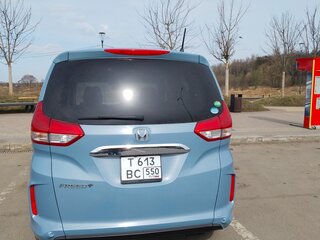2020 Honda Freed+ II Рестайлинг, синий, 1750000 рублей, вид 3