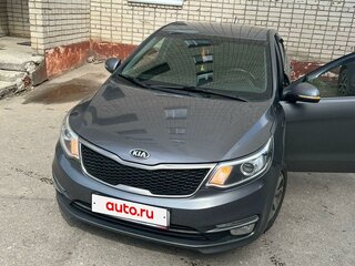 2016 Kia Rio III Рестайлинг, серый, 780000 рублей, вид 1