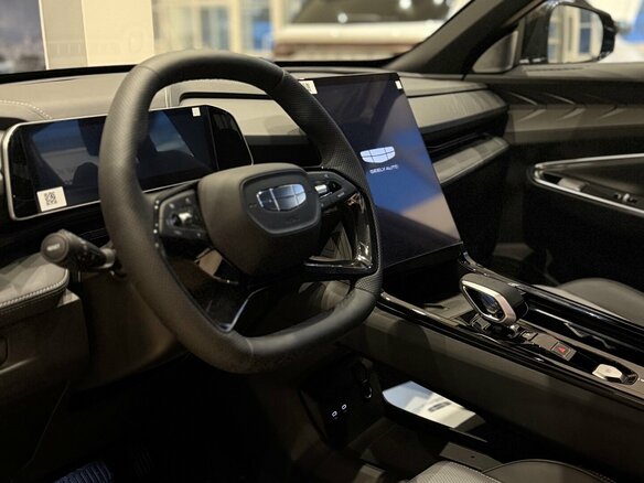 2026 Geely Cityray, серый, 3344990 рублей - вид 8
