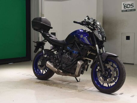 2023 Yamaha MT-07 (FZ-07), синий, 899000 рублей, вид 3
