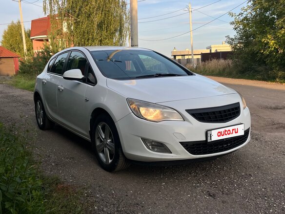 2011 Opel Astra J, белый - вид 5