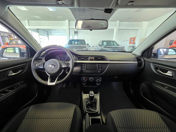 2017 Kia Rio X-Line IV, серебристый, 1380000 рублей - вид 11