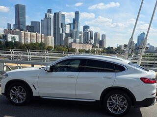2021 BMW X4 20i II (G02), белый, 5200000 рублей, вид 3