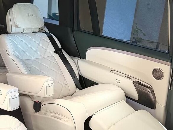 2026 Li Auto (Lixiang) L9 II, чёрный - вид 22