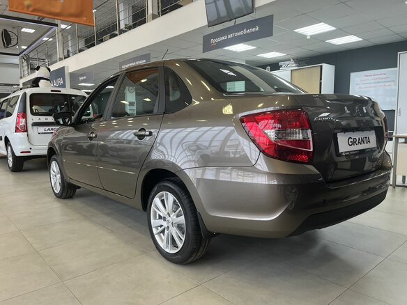 2026 Lada (ВАЗ) Granta I Рестайлинг, коричневый - вид 1