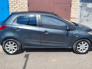 2009 Mazda 2 II (DE), серый, 575000 рублей, вид 4