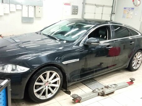 2014 Jaguar XJ IV (X351), чёрный, 1648000 рублей, вид 1