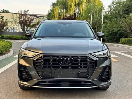 2023 Audi Q3 35 TFSI II (F3), серый, 3100000 рублей, вид 2