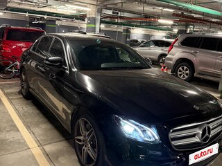 2018 Mercedes-Benz E-Класс 220 d V (W213, S213, C238), чёрный, 3075000 рублей, вид 2