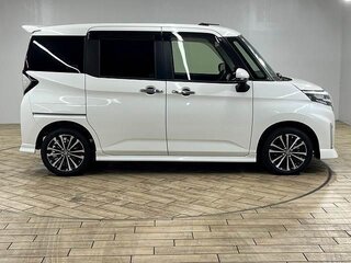 2022 Toyota Roomy I Рестайлинг, белый, 960000 рублей, вид 5