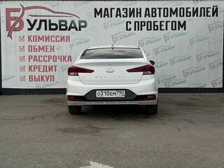 2019 Hyundai Elantra VI (AD) Рестайлинг, белый, 1690000 рублей, вид 5