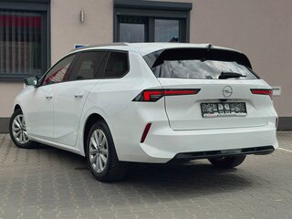 2023 Opel Astra L, белый, 2400000 рублей, вид 3