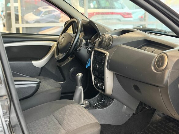 2014 Renault Duster I, чёрный, 729000 рублей - вид 6