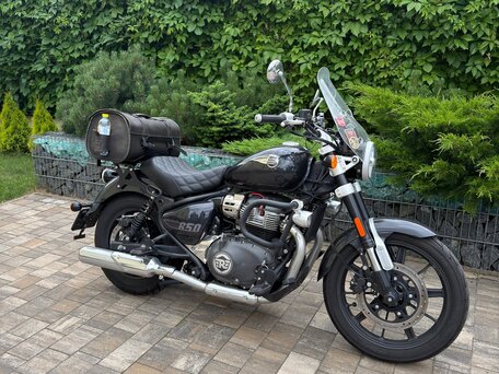 2025 Royal Enfield Super Meteor, чёрный, 620000 рублей, вид 4