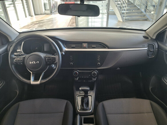 2022 Kia Rio X IV Рестайлинг, белый, 2004000 рублей - вид 13