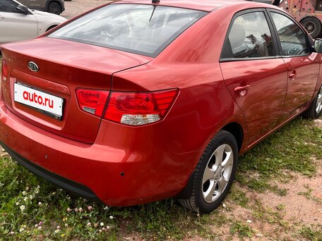 2009 Kia Cerato 5-speed II, оранжевый, 495000 рублей, вид 2