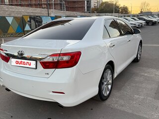 2014 Toyota Camry VII (XV50), белый, 1600000 рублей, вид 5