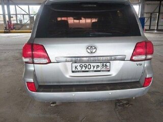 2011 Toyota Land Cruiser 200 Series, серебристый, 1594540 рублей, вид 3
