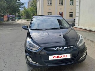 2013 Hyundai Solaris I, чёрный, 886000 рублей, вид 1