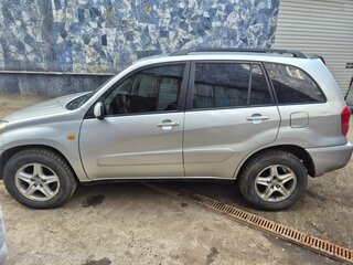 2001 Toyota RAV4 II (XA20), серебристый, 465000 рублей, вид 4