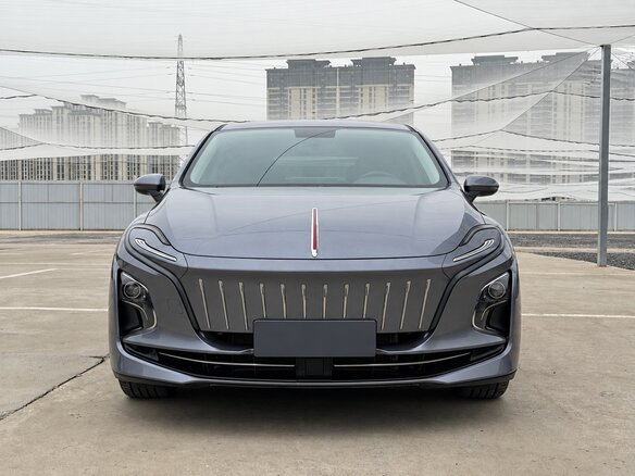 2024 Hongqi E-QM5 56 kWh I, серый, 1750000 рублей - вид 1
