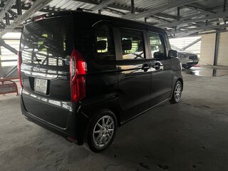 2018 Honda N-BOX II, чёрный, 950000 рублей, вид 4